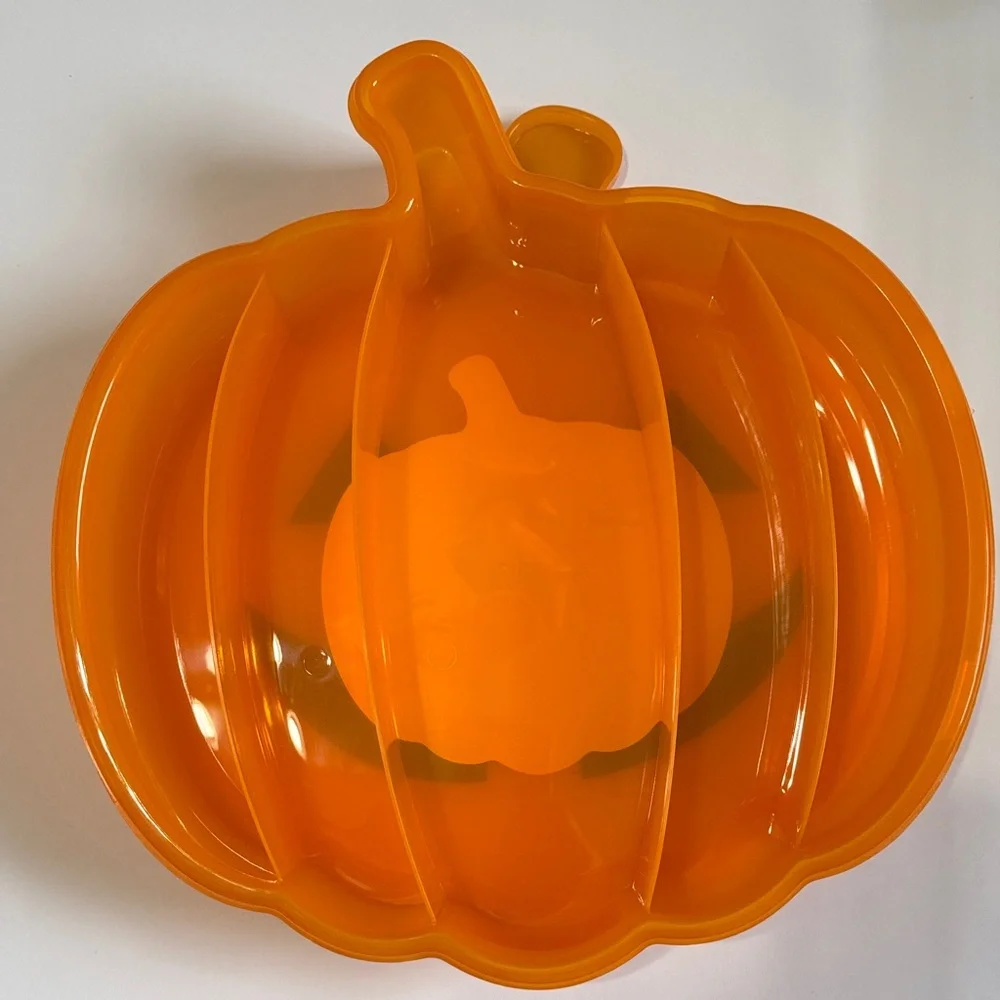 CWC Orange Pumpkin Sectioned Serving Platter - Festive Jack-O'-Lantern